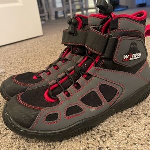 Works h20 designs water shoes (jetski shoes)
